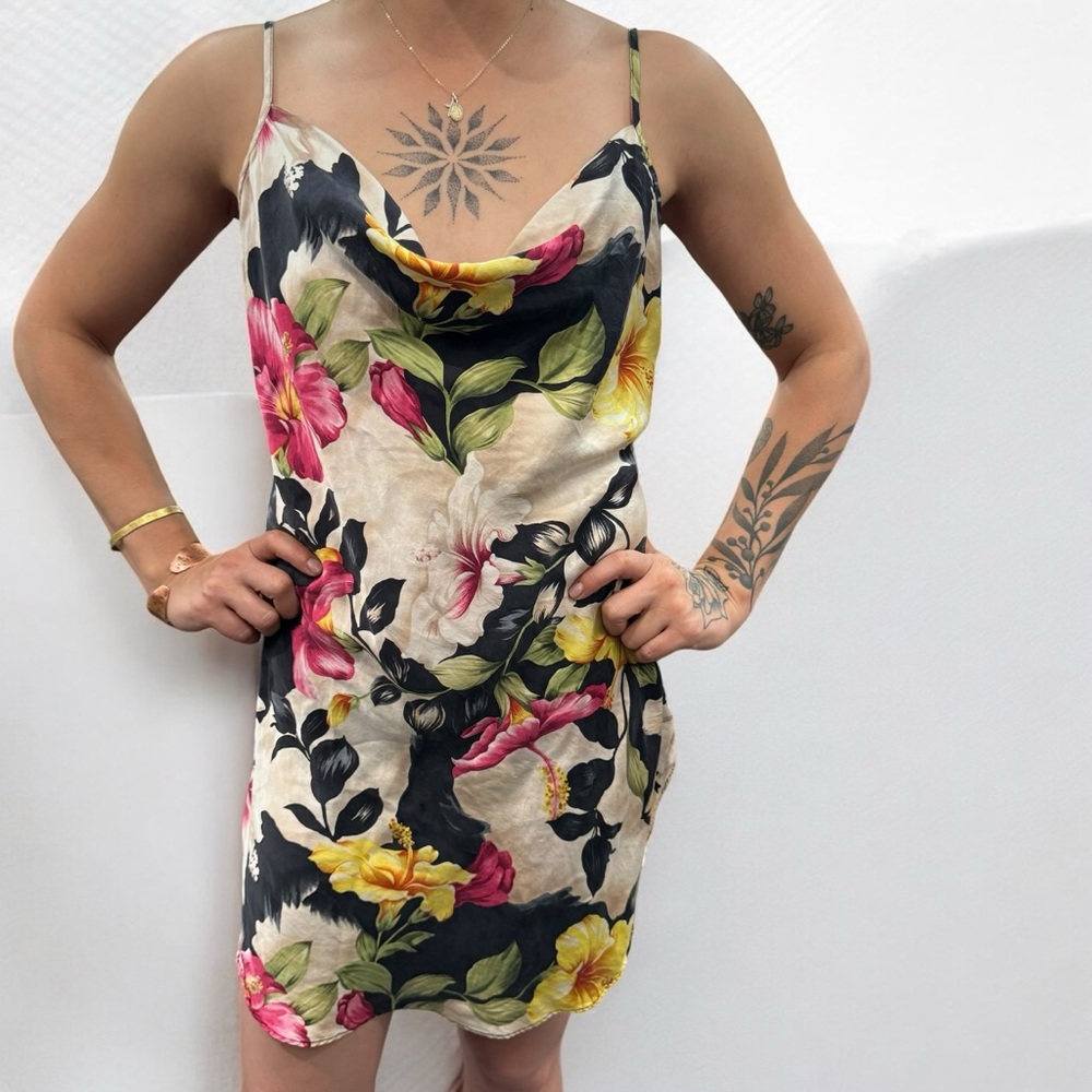 Vintage Victoria’s Secret 100% Silk Gold Label Small Floral Slip Dress